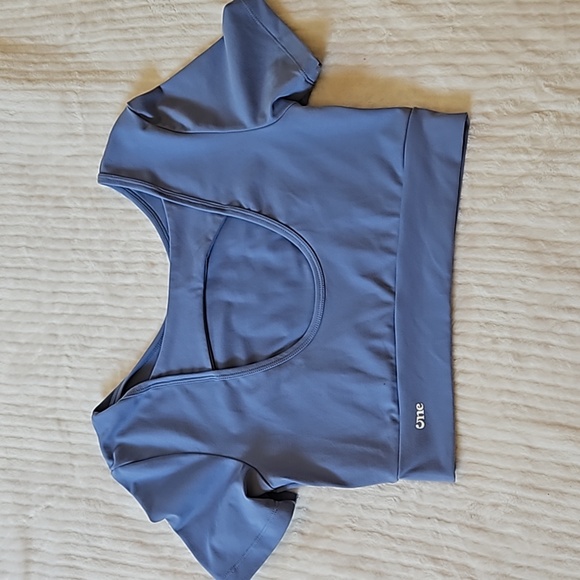 MusesOnly crop top - Picture 2 of 3